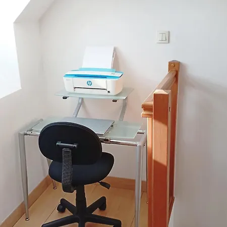 Duplex Lumineux Avec Parking Et Wi-Fi Offert Apartment Beauvais Exterior photo