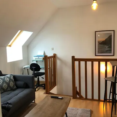 Duplex Lumineux Avec Parking Et Wi-Fi Offert Apartment Beauvais Exterior photo